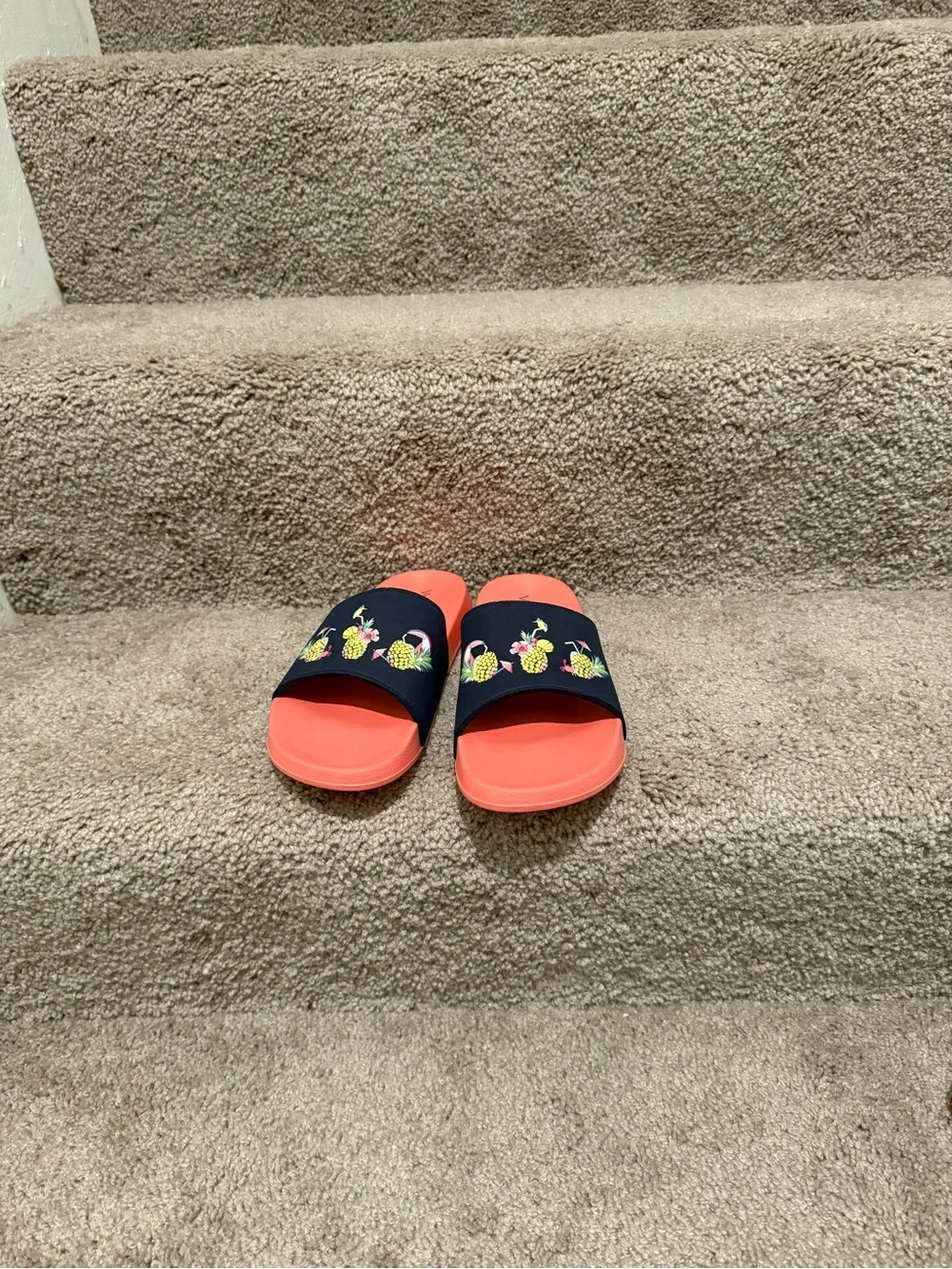 Vera Bradley Coral Footbed Navy Strap Pineapple Slide Sandals - Kids